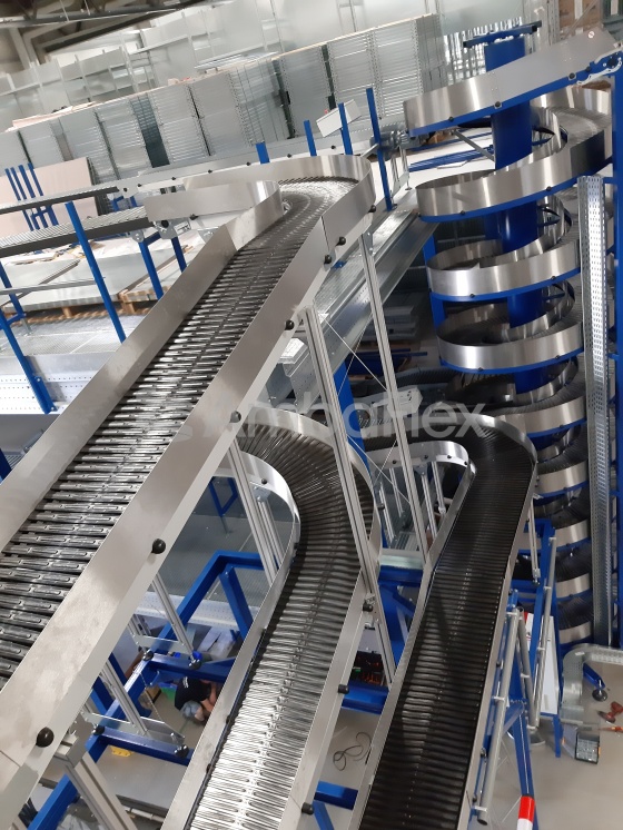 All-purpose spiral conveyor for medium to large products